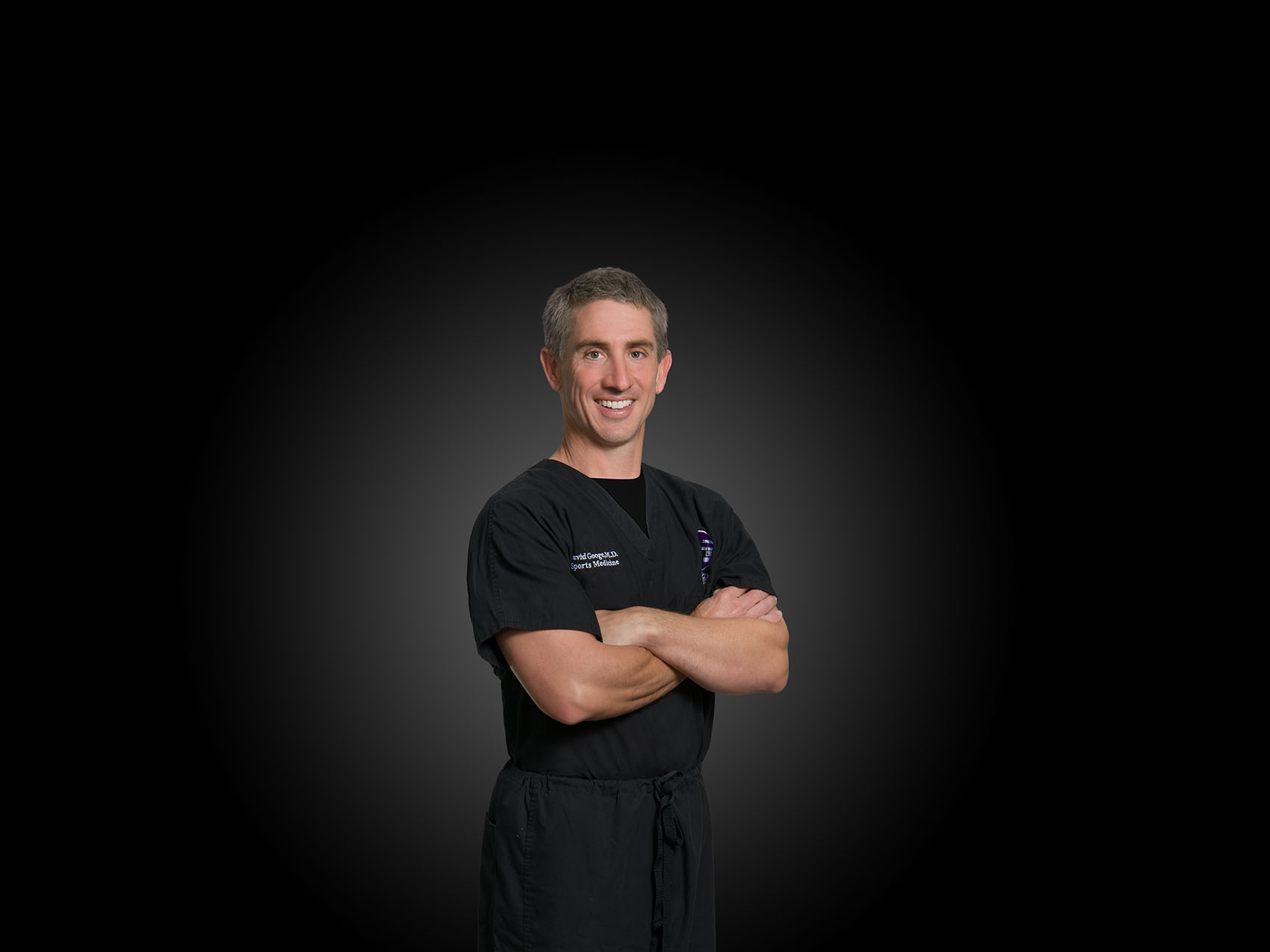 Orthopedic surgeon Dr. J. David Googe of FLEX Institute specializes in sports medicine and total joint replacementsurgery.